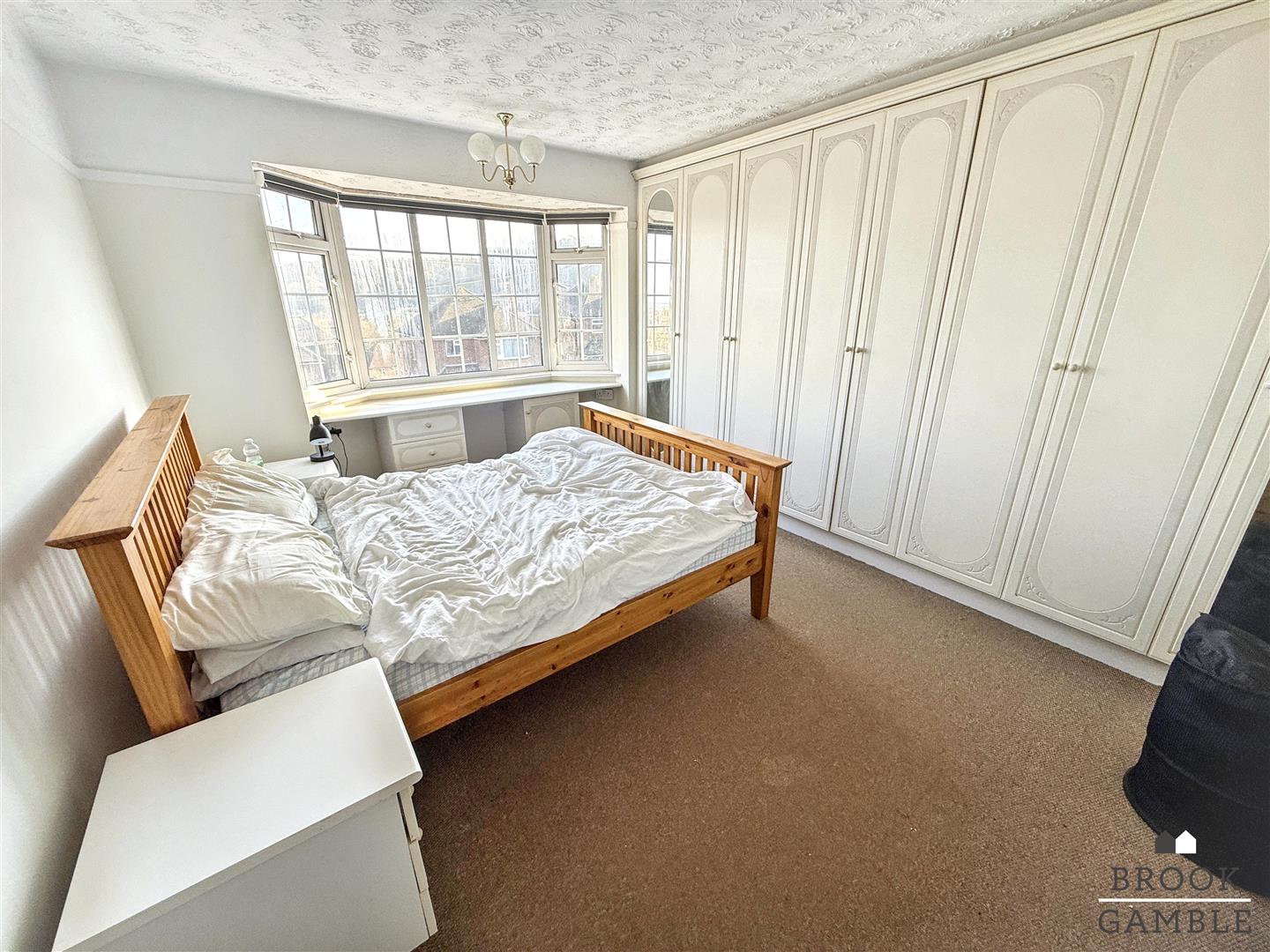 3 Bedroom House. Peppercombe Road in Eastbourne,  18
